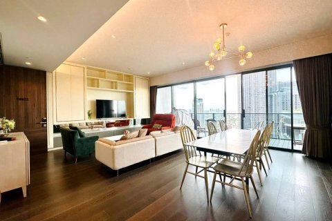 Condo à Watthana, Bangkok, Thaïlande, 3 chambres  № 133849