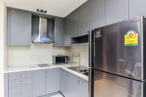 Condominio de 1 dormitorio en Khlong Toei, Bangkok, Tailandia № 133759 - foto 6