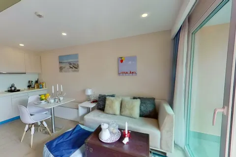 Condo in Pattaya, Thailand, 2 bedrooms  № 172063