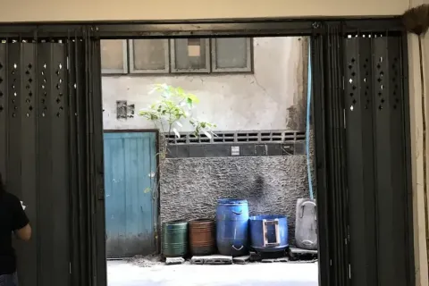 Adosado de 5 dormitorios en Khlong San, Bangkok, Tailandia № 172064 - foto 8