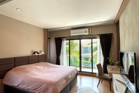 Casa de 4 dormitorios en Bangkok, Tailandia № 65445 - foto 6