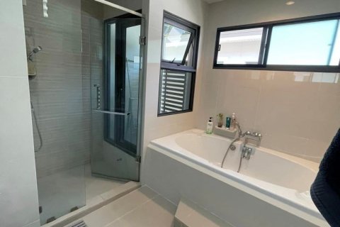 Casa de 4 dormitorios en Bangkok, Tailandia № 65445 - foto 13