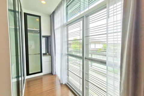 Casa de 4 dormitorios en Bangkok, Tailandia № 65448 - foto 7