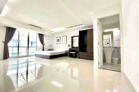 Condominio de 2 dormitorios en Bangkok, Tailandia № 183627 - foto 7