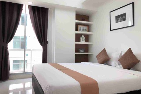 Condominio de 2 dormitorios en Bangkok, Tailandia № 183625 - foto 9