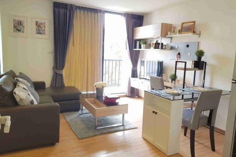 Condominio de 1 dormitorio en Thonburi, Bangkok, Tailandia № 183621 - foto 4