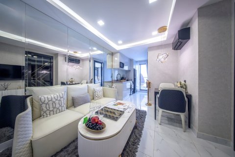 Studio dans le Condo à Chon Buri, Thaïlande  № 159719