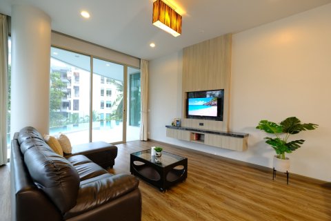 Apartamento de 3 habitaciones en Pattaya, Tailandia № 159721 - foto 2