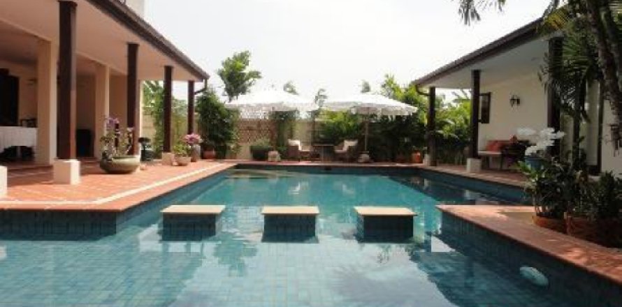 Chalet de 3 dormitorios en Hua Hin, Tailandia № 202424