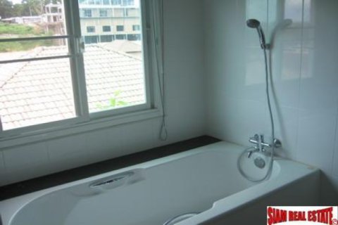 Adosado de 5 dormitorios en Phuket, Tailandia № 202423 - foto 3