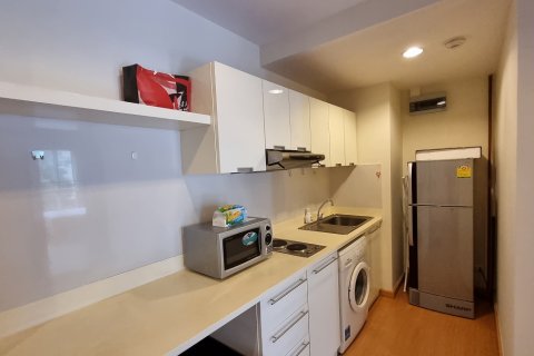 Condominio de 1 dormitorio en Watthana, Bangkok, Tailandia № 200801 - foto 5