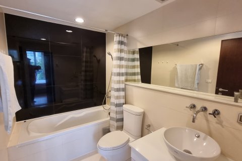 Condominio de 1 dormitorio en Watthana, Bangkok, Tailandia № 200801 - foto 3