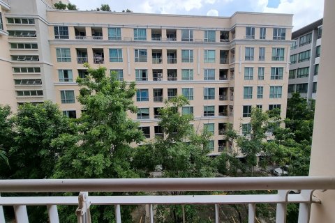 Condominio de 1 dormitorio en Watthana, Bangkok, Tailandia № 200801 - foto 2