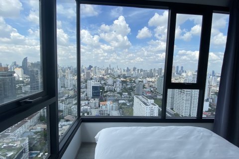 Condominio de 2 dormitorios en Ratchathewi, Bangkok, Tailandia № 200803 - foto 6