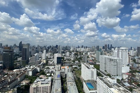 Condominio de 2 dormitorios en Ratchathewi, Bangkok, Tailandia № 200803 - foto 19