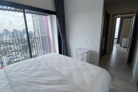 Condominio de 2 dormitorios en Ratchathewi, Bangkok, Tailandia № 200803 - foto 8