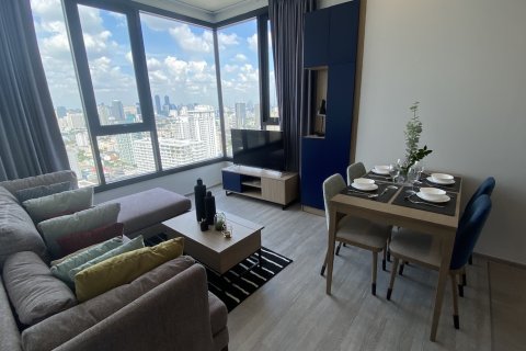 Condominio de 2 dormitorios en Ratchathewi, Bangkok, Tailandia № 200803 - foto 13