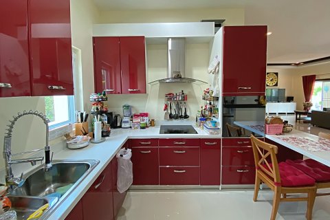 Chalet de 3 dormitorios en Hua Hin, Tailandia № 168320 - foto 24