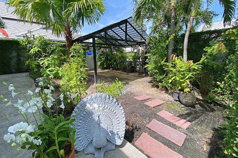 Chalet de 3 dormitorios en Hua Hin, Tailandia № 168320 - foto 5