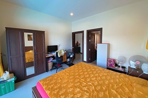 Chalet de 3 dormitorios en Hua Hin, Tailandia № 168320 - foto 21