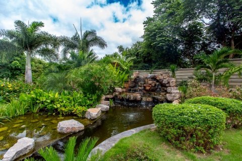 Chalet de 5 dormitorios en Hua Hin, Tailandia № 168319 - foto 10
