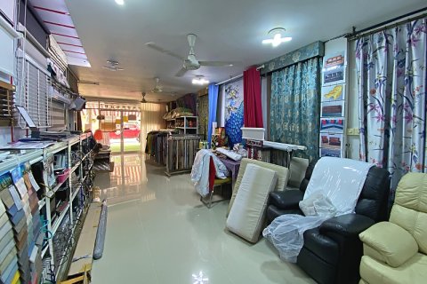 Local comercial en Hua Hin, Tailandia № 168321 - foto 2