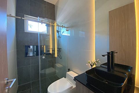 Chalet de 2 dormitorios en Hua Hin, Tailandia № 168286 - foto 22