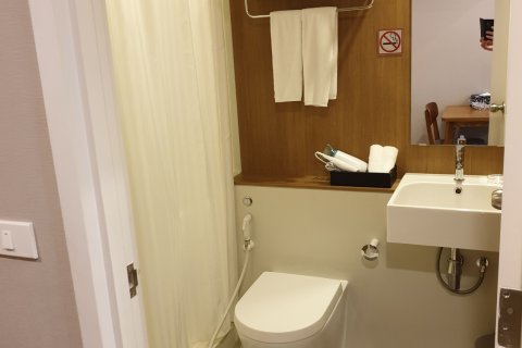 Estudio en el condominio en Sathon, Bangkok, Tailandia № 141933 - foto 11