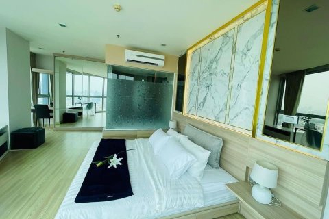 Condominio de 1 dormitorio en Watthana, Bangkok, Tailandia № 47844 - foto 3
