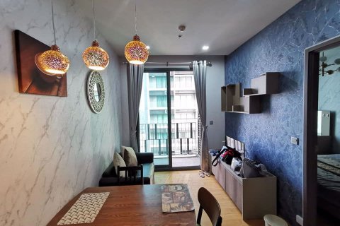 Condominio de 1 dormitorio en Khlong Toei, Bangkok, Tailandia № 47842
