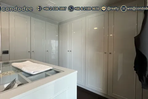 Condo in Sathon, Bangkok, Thailand, 3 bedrooms № 201076 - photo 10