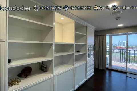 Condo in Sathon, Bangkok, Thailand, 3 bedrooms № 201076 - photo 7