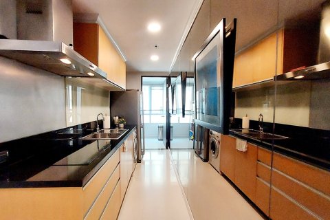 Кондоминиум с 2 спальнями в Клонг Тоэй, Бангкок, Таиланд № 201074 - фото 4