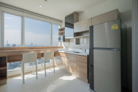 Condominio de 1 dormitorio en Bangkok, Tailandia № 172901 - foto 4