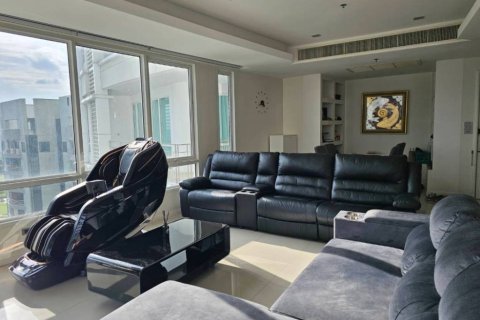 Condominio de 3 dormitorios en Bangkok, Tailandia № 172905 - foto 2
