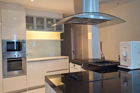 Condominio de 3 dormitorios en Bangkok, Tailandia № 172905 - foto 4