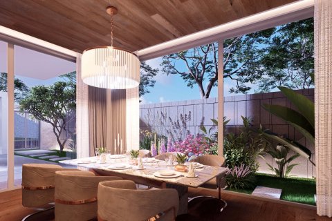 Chalet de 3 dormitorios en Patong, Tailandia № 170236 - foto 8