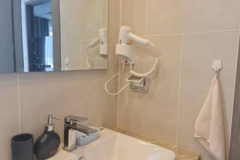 Casa de 4 dormitorios en Pattaya, Tailandia № 164044 - foto 9