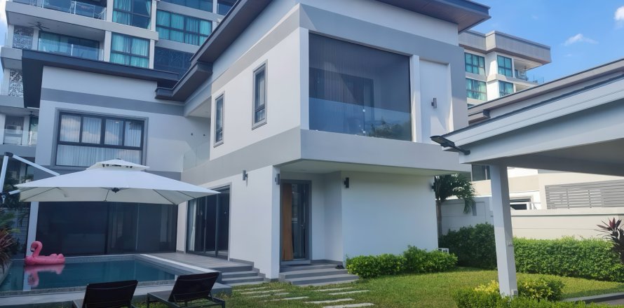 Casa de 4 dormitorios en Pattaya, Tailandia № 164044