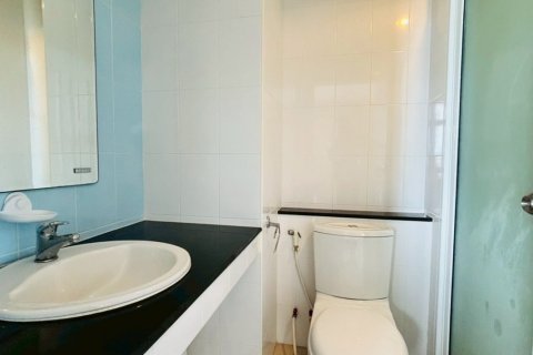 Condominio de 2 dormitorios en Chiang Mai, Tailandia № 200462 - foto 12
