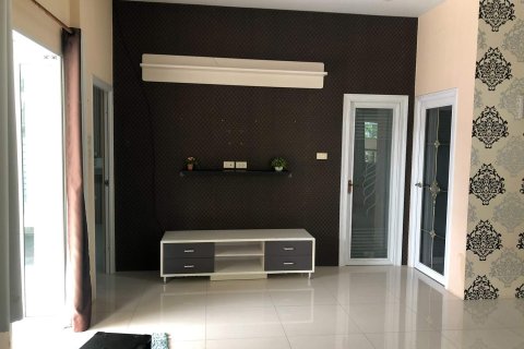 Casa de 2 dormitorios en Pattaya, Tailandia № 204547 - foto 8