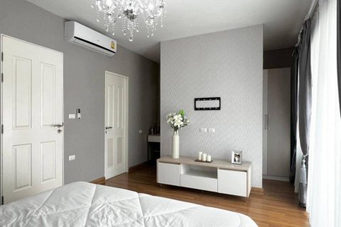 Casa de 3 dormitorios en Pattaya, Tailandia № 204550 - foto 9
