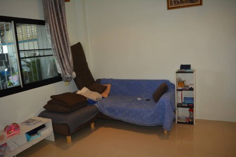 Casa de 2 dormitorios en Pattaya, Tailandia № 204545 - foto 12