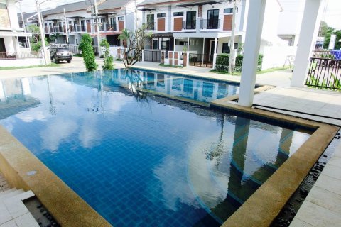 Casa de 2 dormitorios en Pattaya, Tailandia № 204545 - foto 20