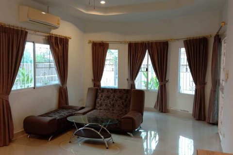 Casa de 2 dormitorios en Pattaya, Tailandia № 204546 - foto 6