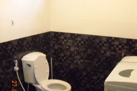 Casa de 2 dormitorios en Pattaya, Tailandia № 204551 - foto 4