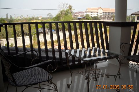 Casa de 2 dormitorios en Pattaya, Tailandia № 204551 - foto 6