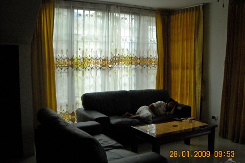 Casa de 2 dormitorios en Pattaya, Tailandia № 204551 - foto 13