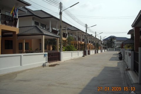 Casa de 2 dormitorios en Pattaya, Tailandia № 204551 - foto 12