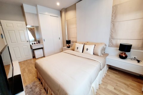 Casa de 3 dormitorios en Pattaya, Tailandia № 204549 - foto 18